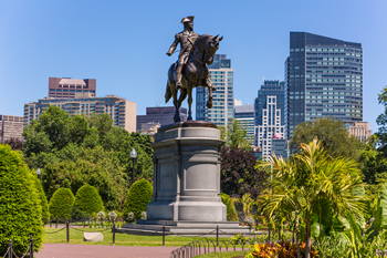 ボストンコモンのワシントン像